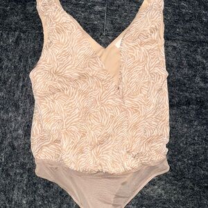 Lush Tank  Patterned beigh Bodysuit Sz Small